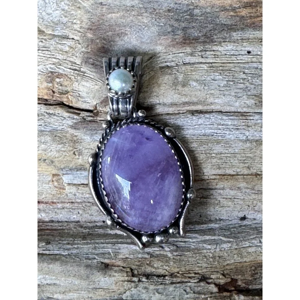 Amethyst & Sterling Silver Pendant Pearl Accent Oval Shape Vintage Style 14g - Picture 7 of 7